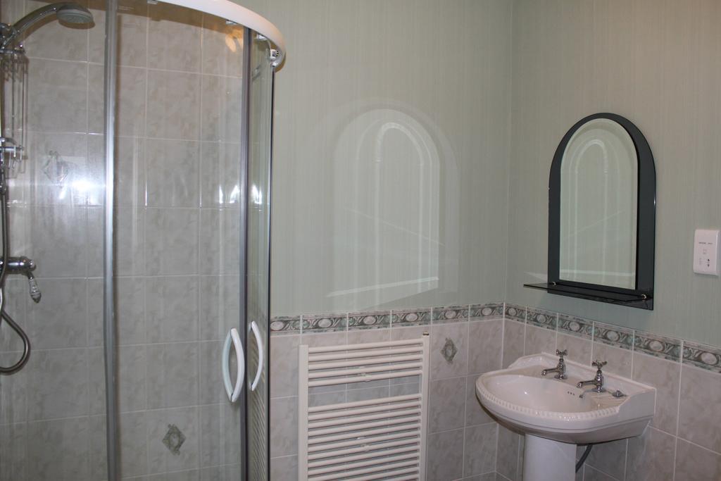Barton House Bed & Breakfast Matlock  Bagian luar foto